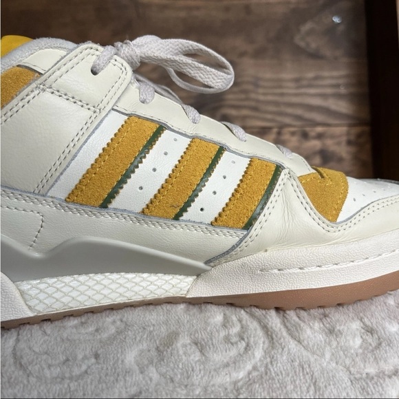 Adidas Men’s Forum Low Classic Originals Sz US 12 Cream/Bold Gold FZ6271 EUC - Picture 7 of 15